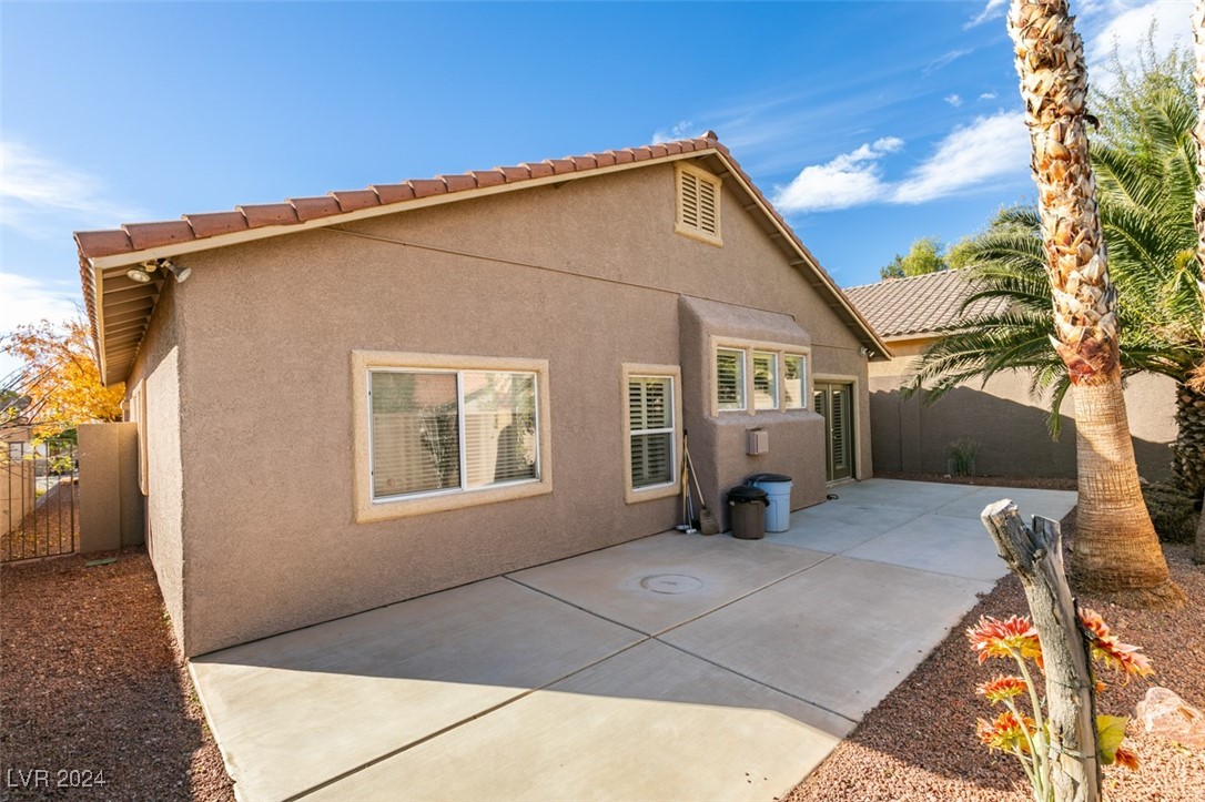 10604 Royal Willow Place