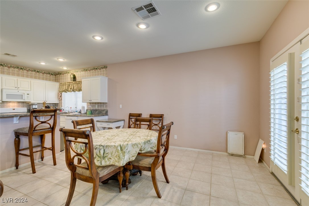 10604 Royal Willow Place