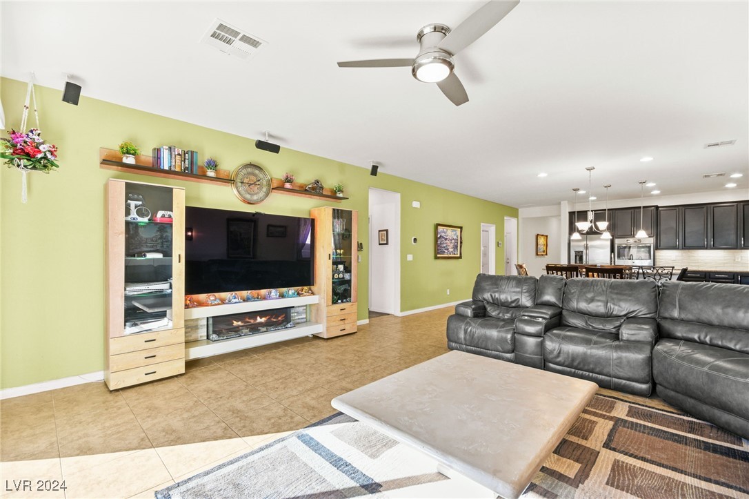 4133 Fairywren Drive