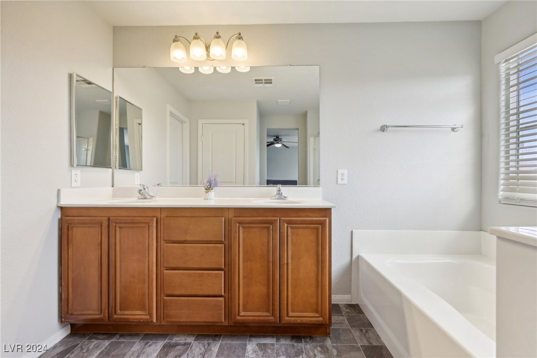 7822 Shingle Beach Street