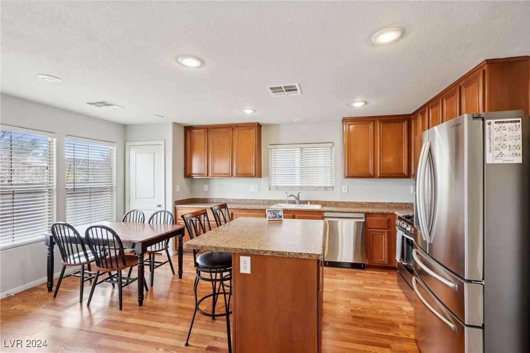 7822 Shingle Beach Street