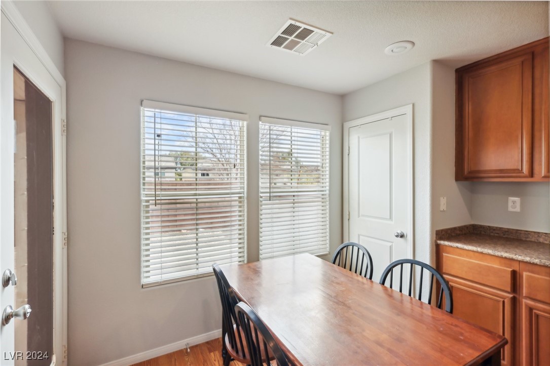 7822 Shingle Beach Street