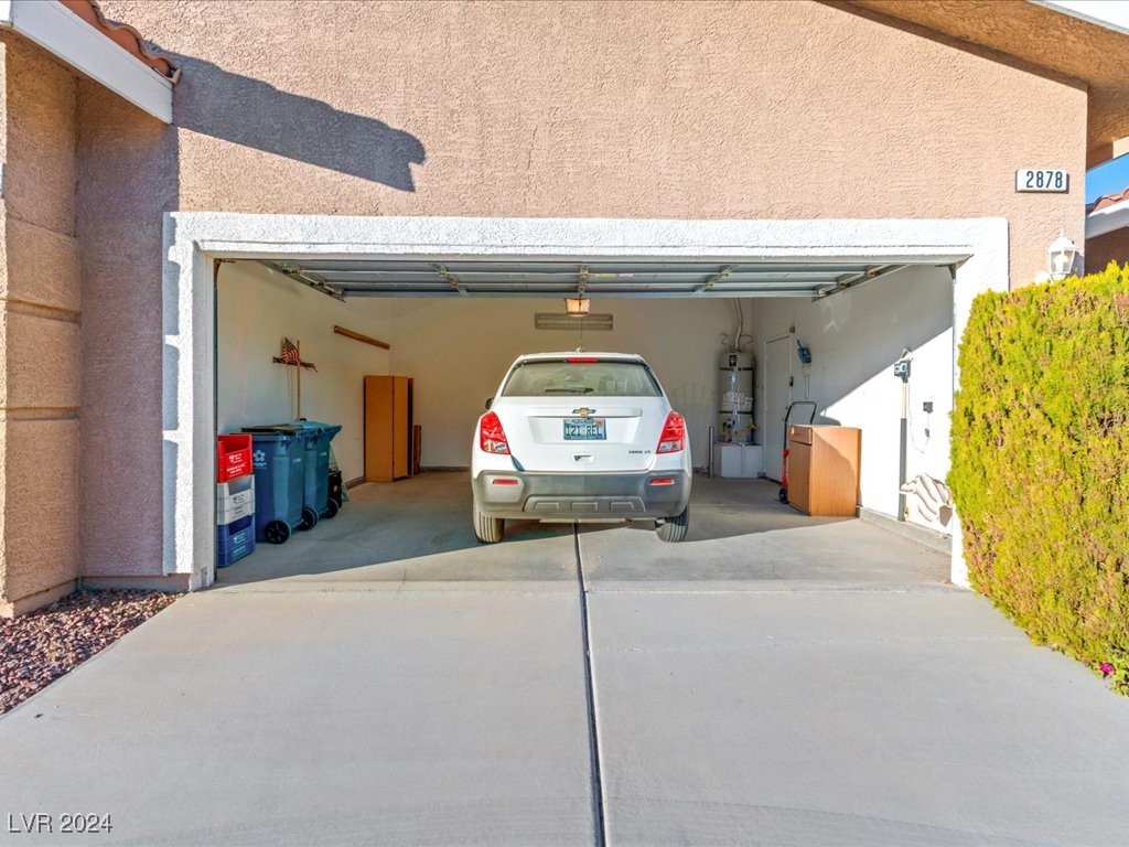 2878 Red Rooster Court