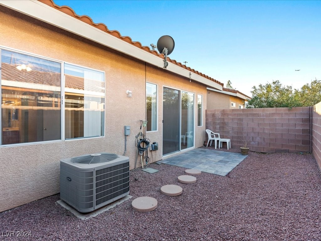 2878 Red Rooster Court