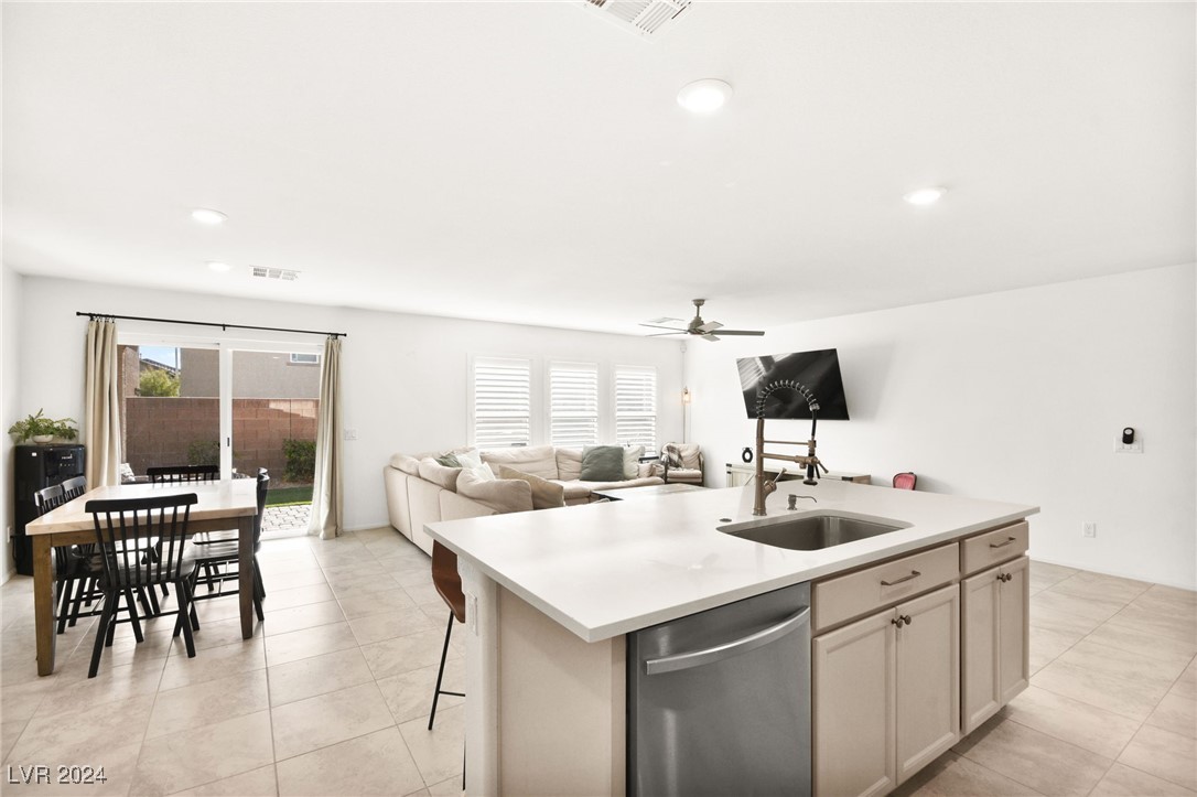 1231 Indigo Bluff Avenue