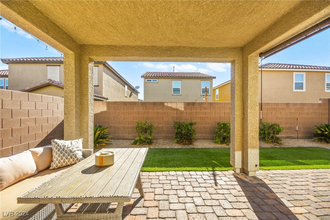 1231 Indigo Bluff Avenue