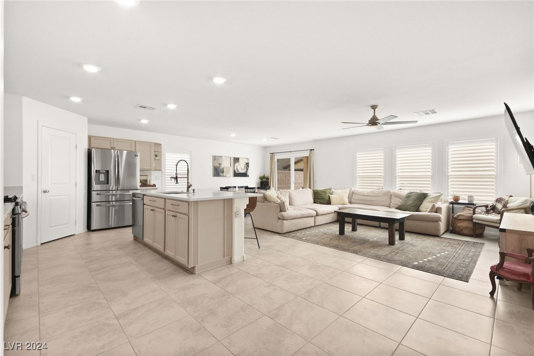 1231 Indigo Bluff Avenue