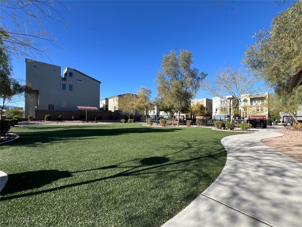 8028 Haywood Estate Avenue