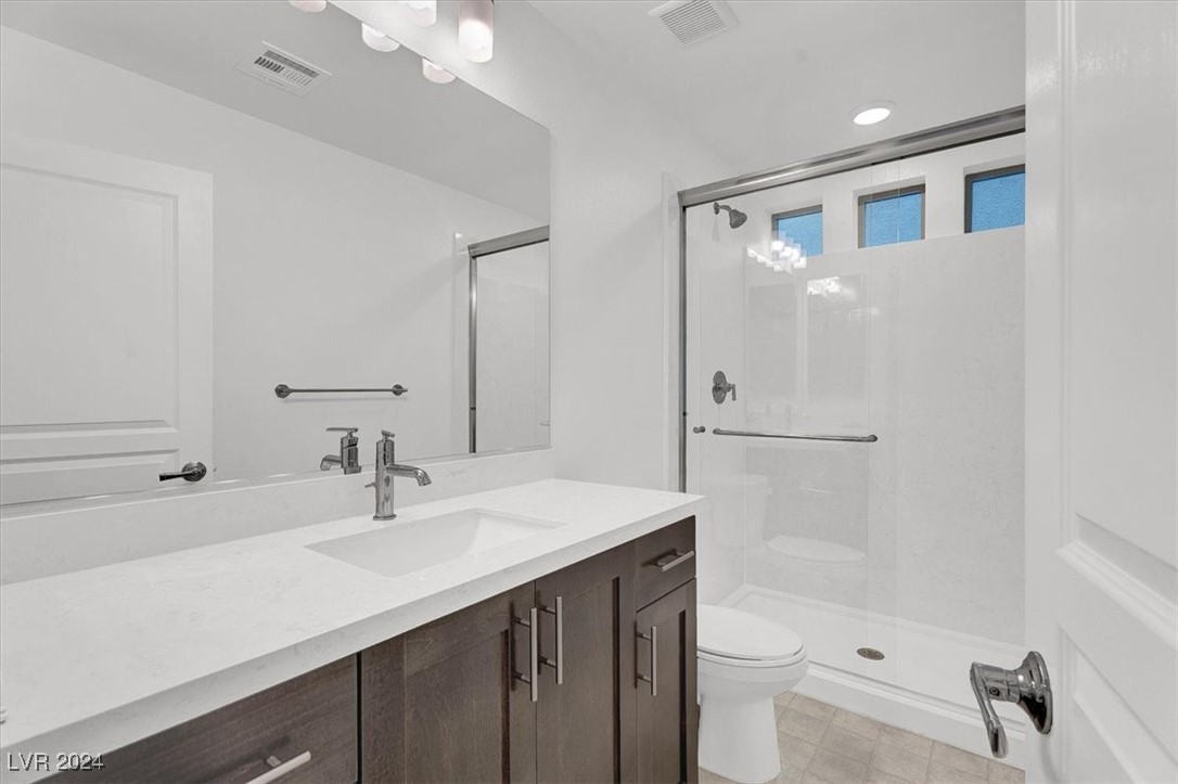 8028 Haywood Estate Avenue
