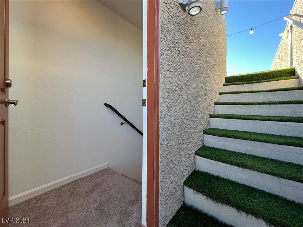 8028 Haywood Estate Avenue
