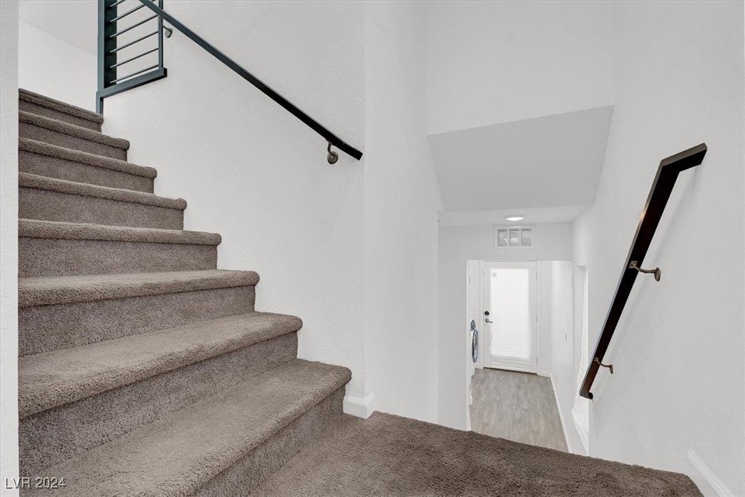 8028 Haywood Estate Avenue