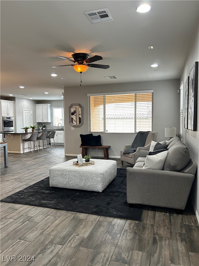 9936 Coyote Echo Court