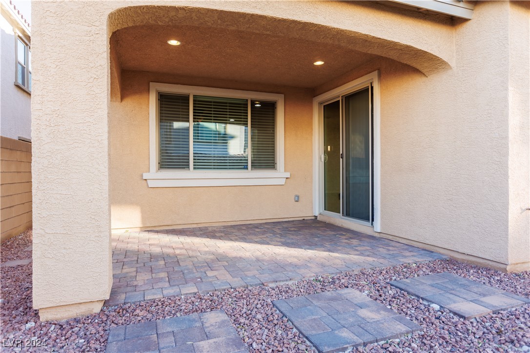 9936 Coyote Echo Court