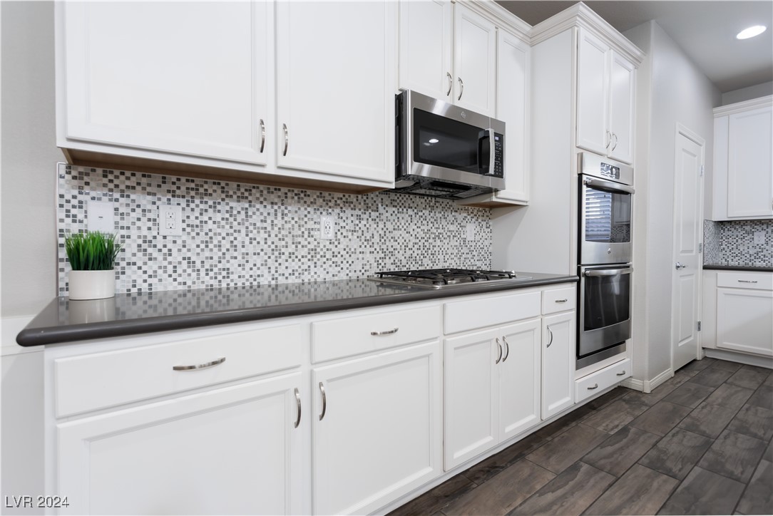 9936 Coyote Echo Court