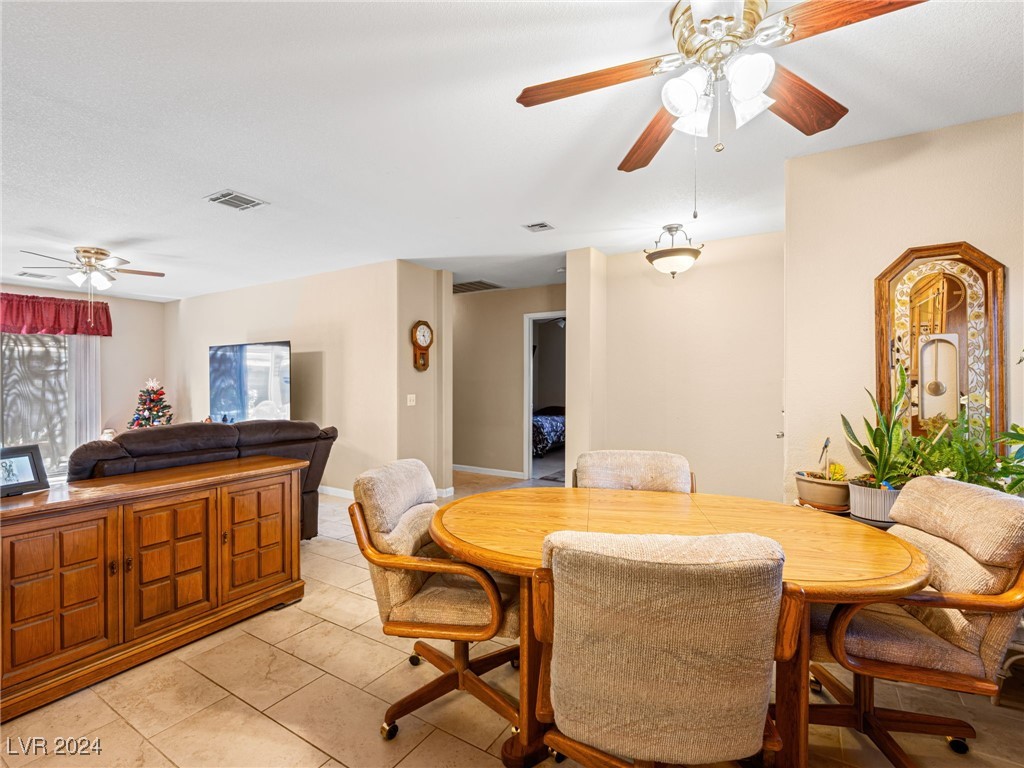 4259 Chocolate Street