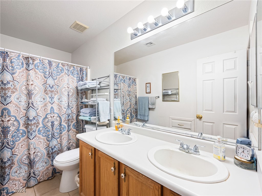 4259 Chocolate Street