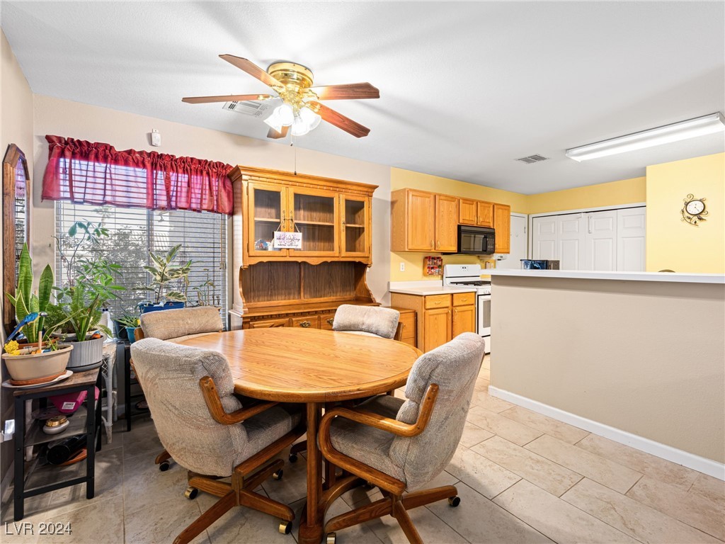 4259 Chocolate Street