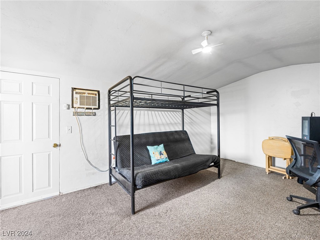 4259 Chocolate Street