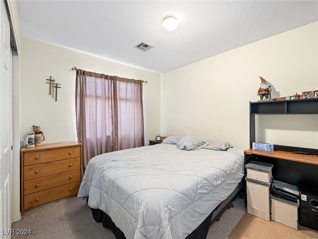 4259 Chocolate Street