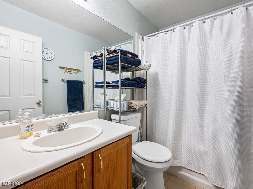 4259 Chocolate Street