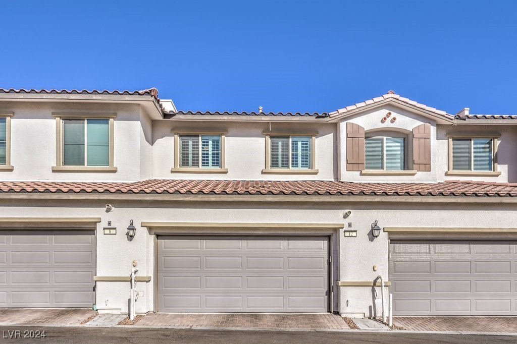 12 Lomita Heights Drive