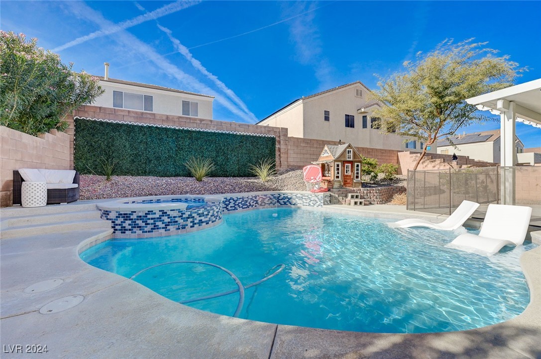 173 Kings Peak Court