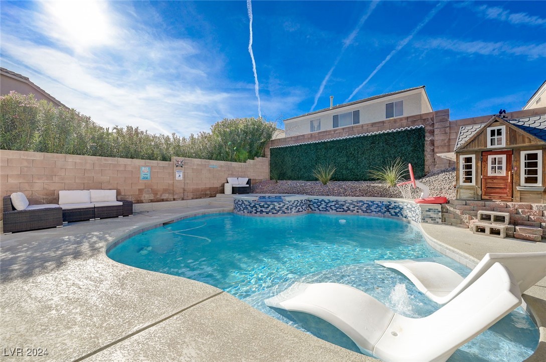 173 Kings Peak Court