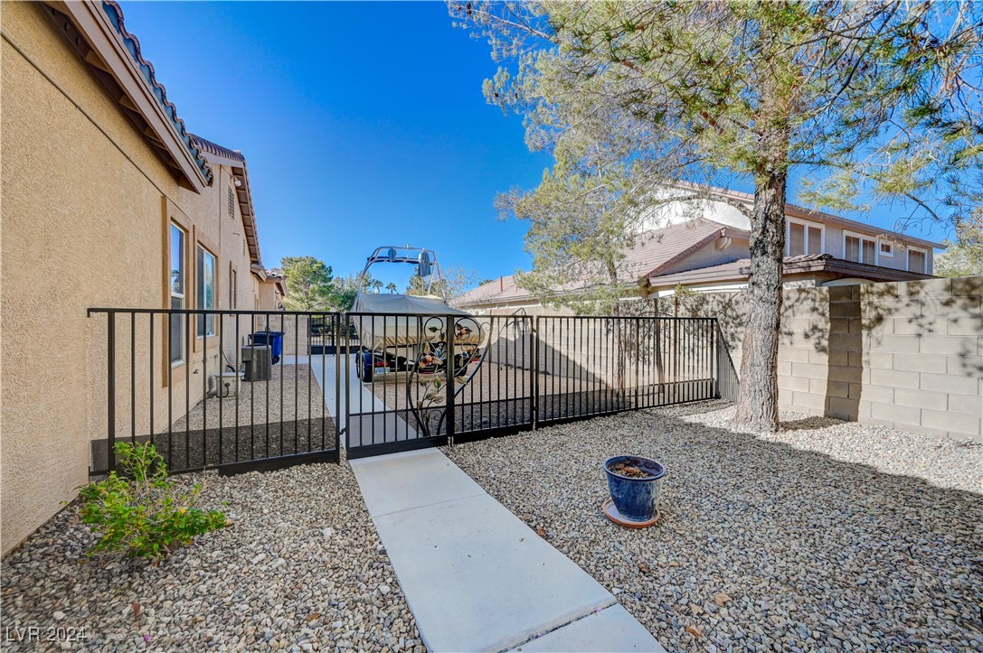 10758 Chillingham Drive