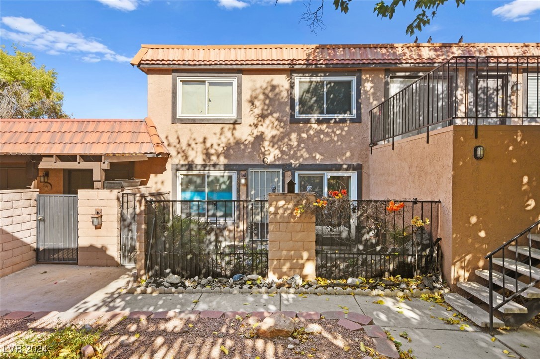 320 Brookside Lane C