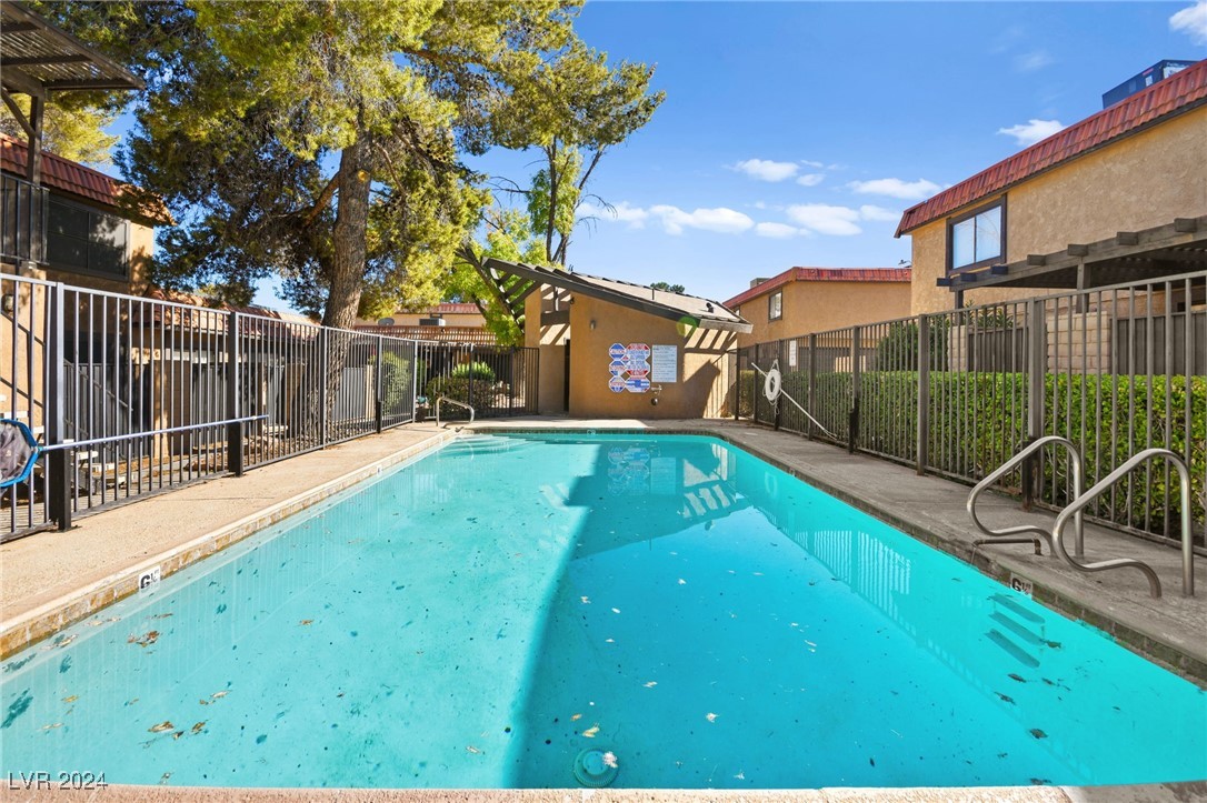 320 Brookside Lane C