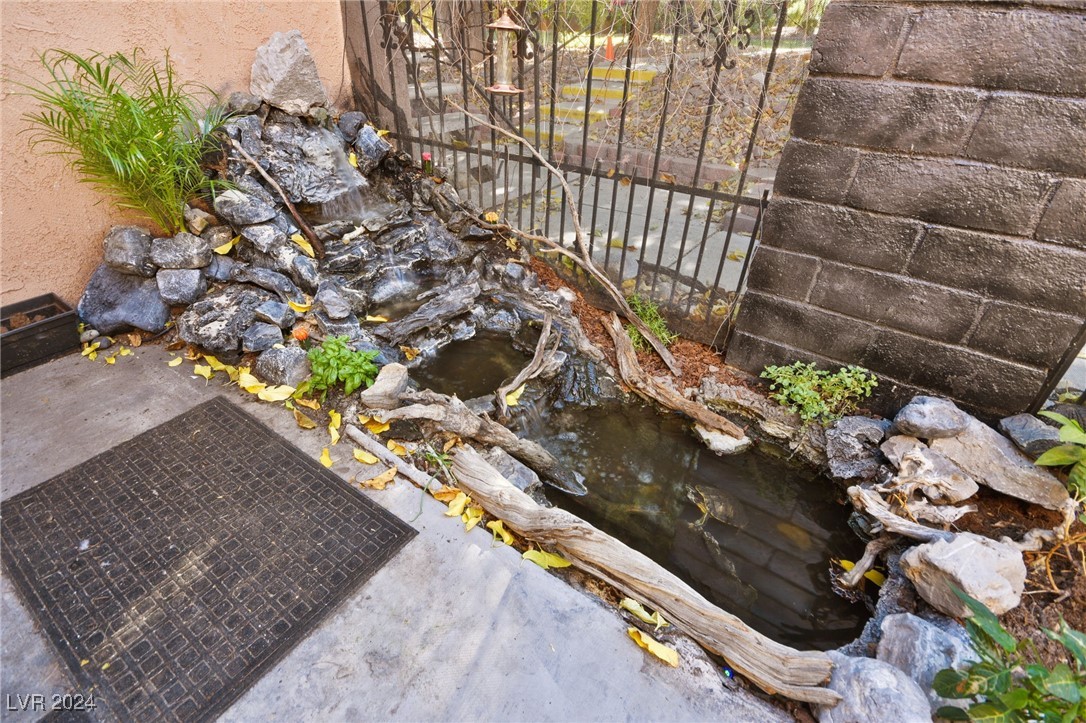 320 Brookside Lane C