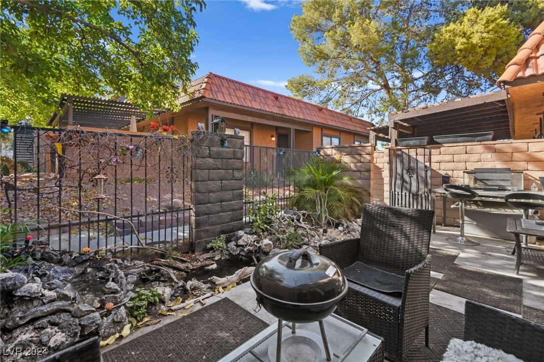 320 Brookside Lane C