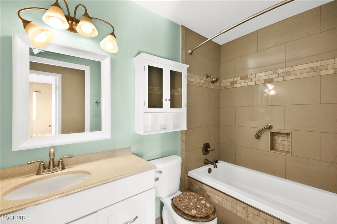 3866 South Torrey Pines Drive