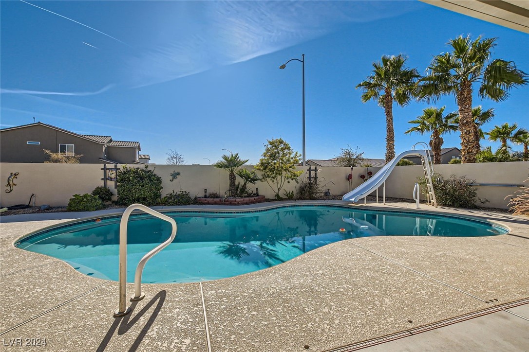 5001 Wild Thyme Avenue
