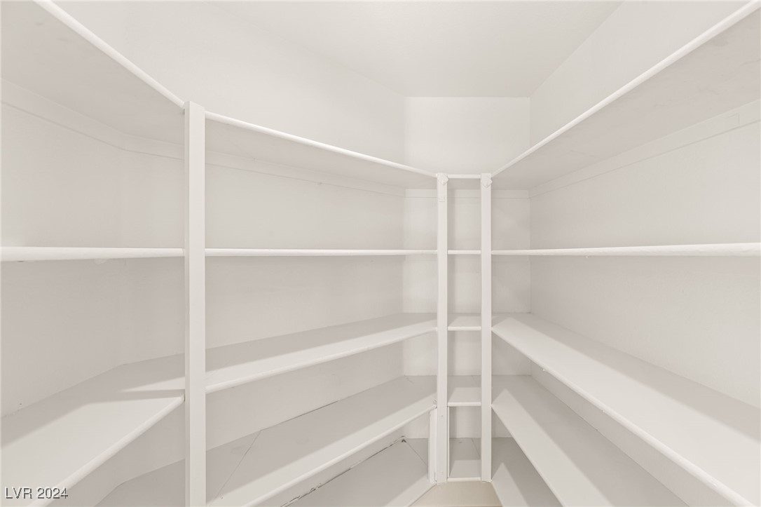 3837 Willowview Court