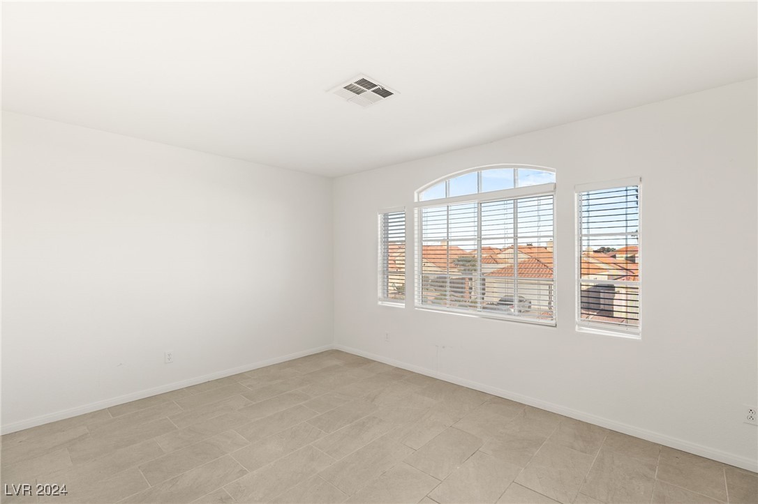 3837 Willowview Court