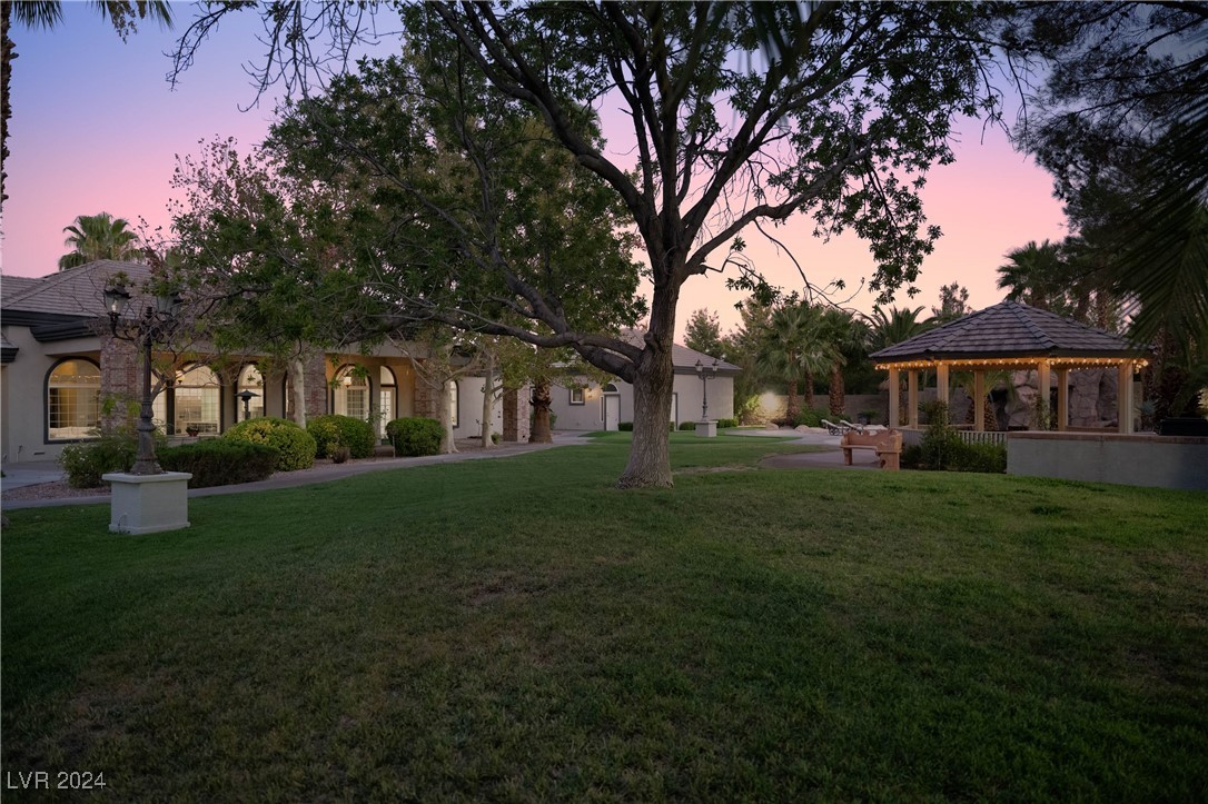 1801 South Cimarron Road