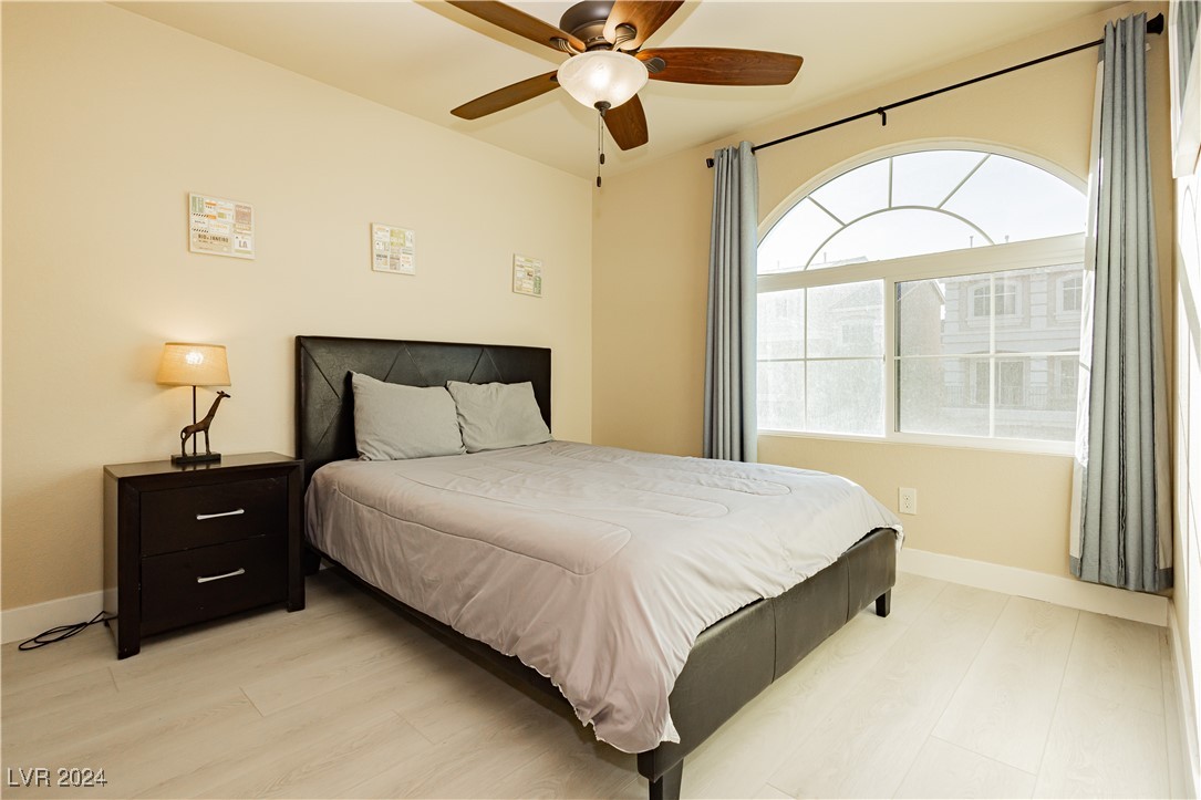7232 Sierra Moon Court