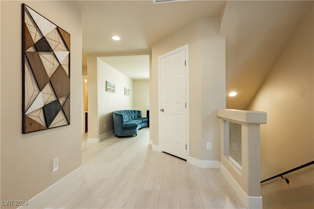 7232 Sierra Moon Court
