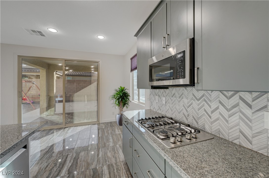 10281 Grey Pine Court