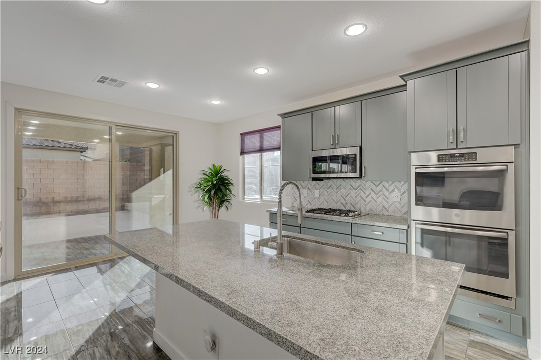 10281 Grey Pine Court