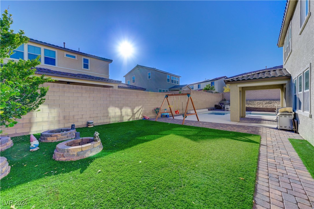 10281 Grey Pine Court