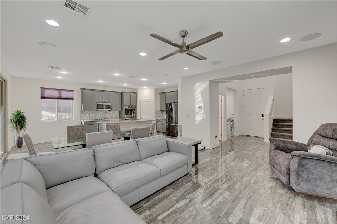 10281 Grey Pine Court