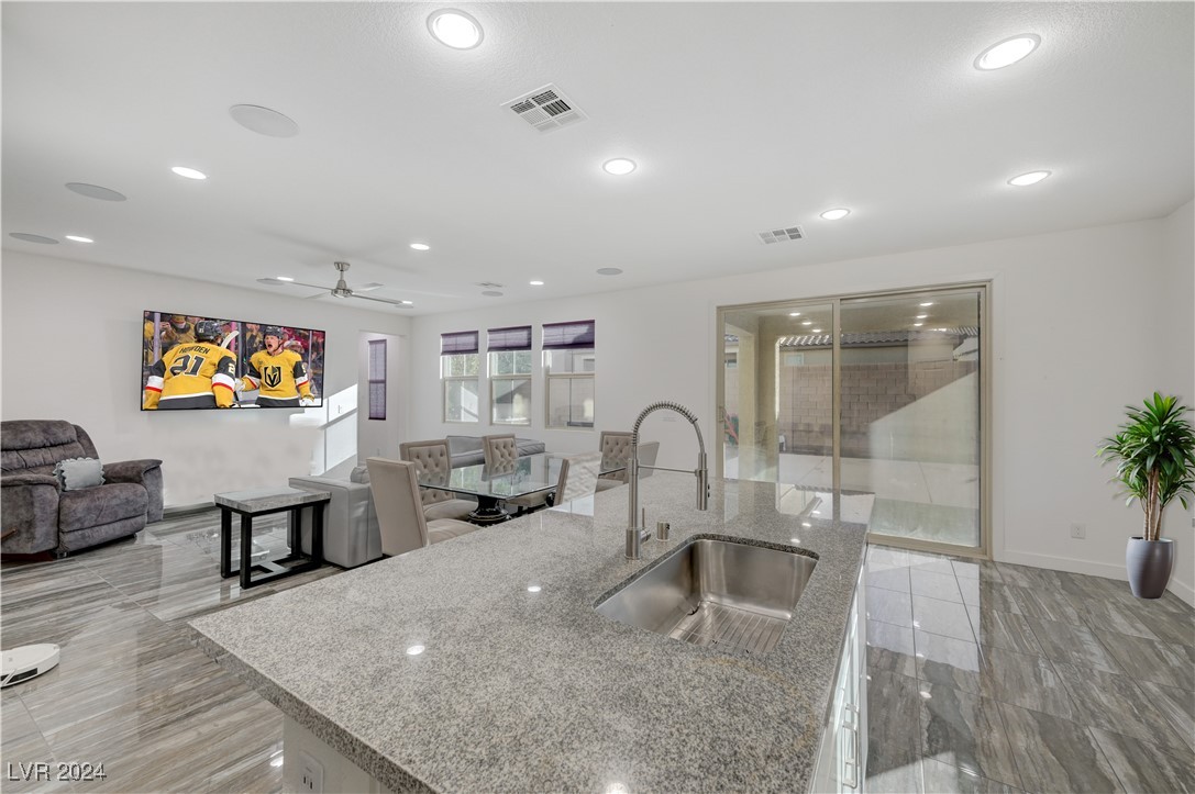 10281 Grey Pine Court