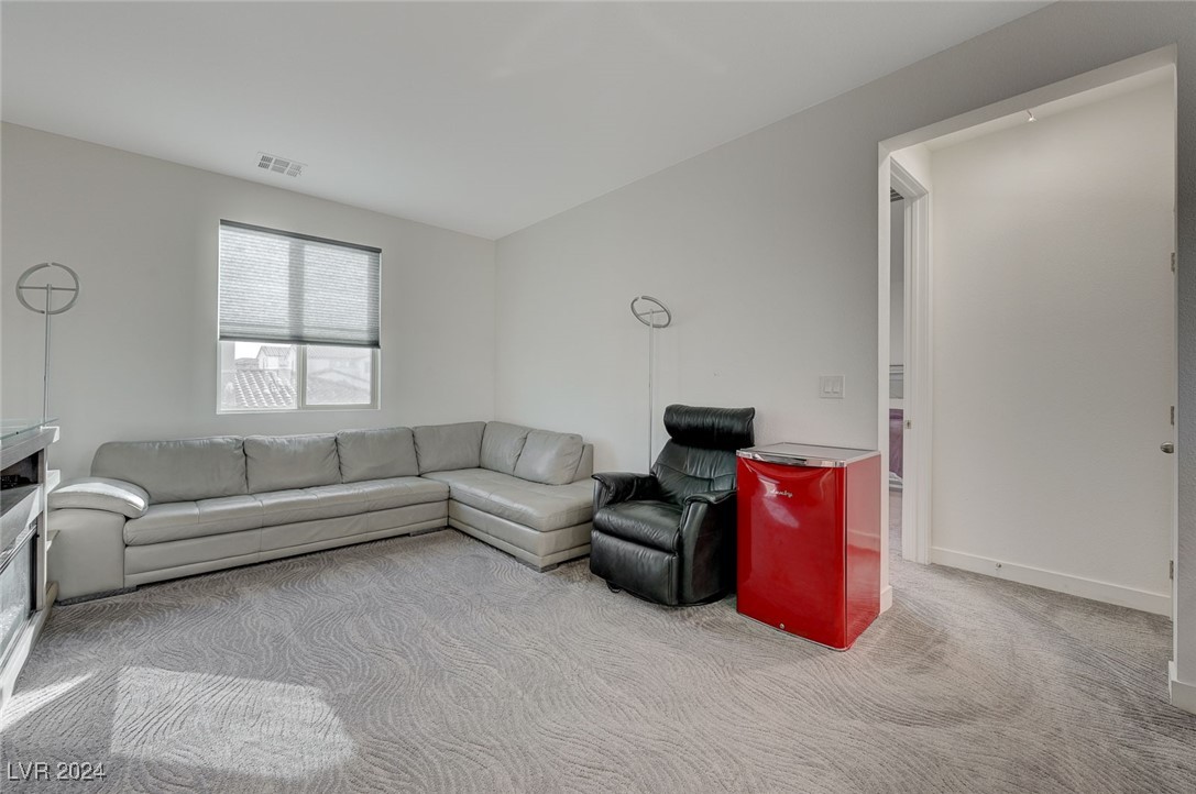 10281 Grey Pine Court