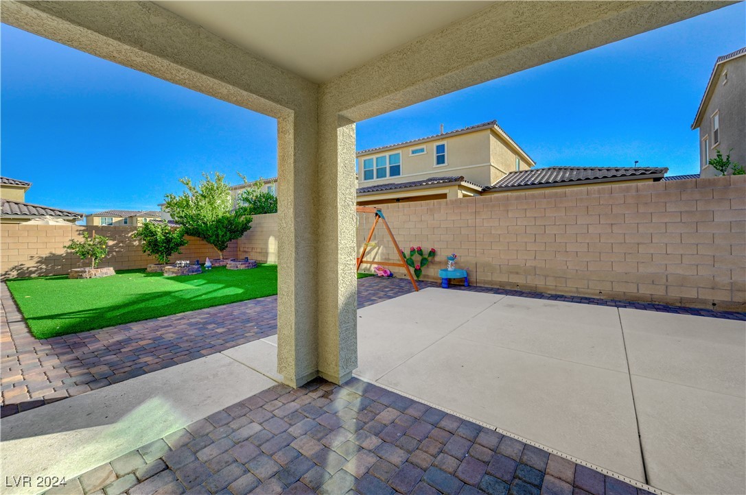 10281 Grey Pine Court