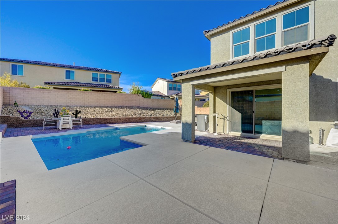 10281 Grey Pine Court