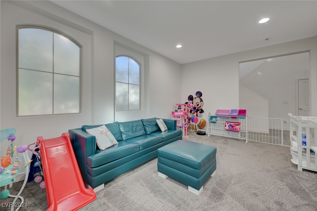 10281 Grey Pine Court