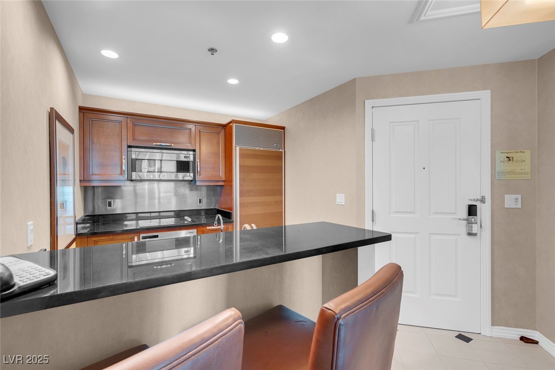 145 East Harmon Avenue 2321