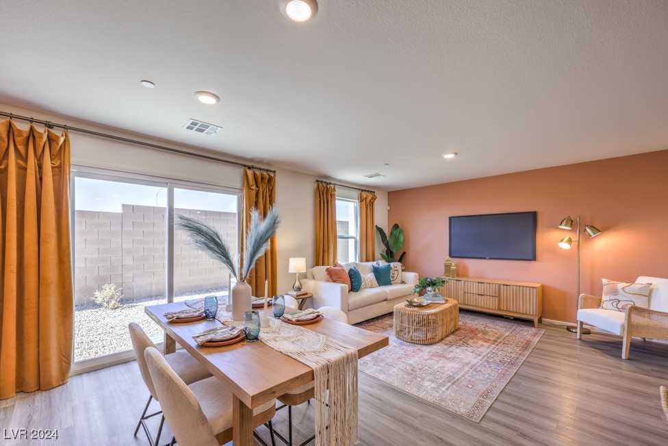 6148 Lily Garden Street 102